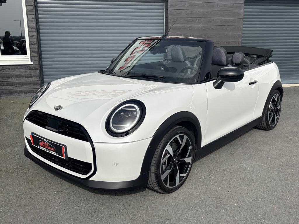MINI CABRIOLET 2,0 i COOPER 163 C CLASSIC DKG7 (F67) 